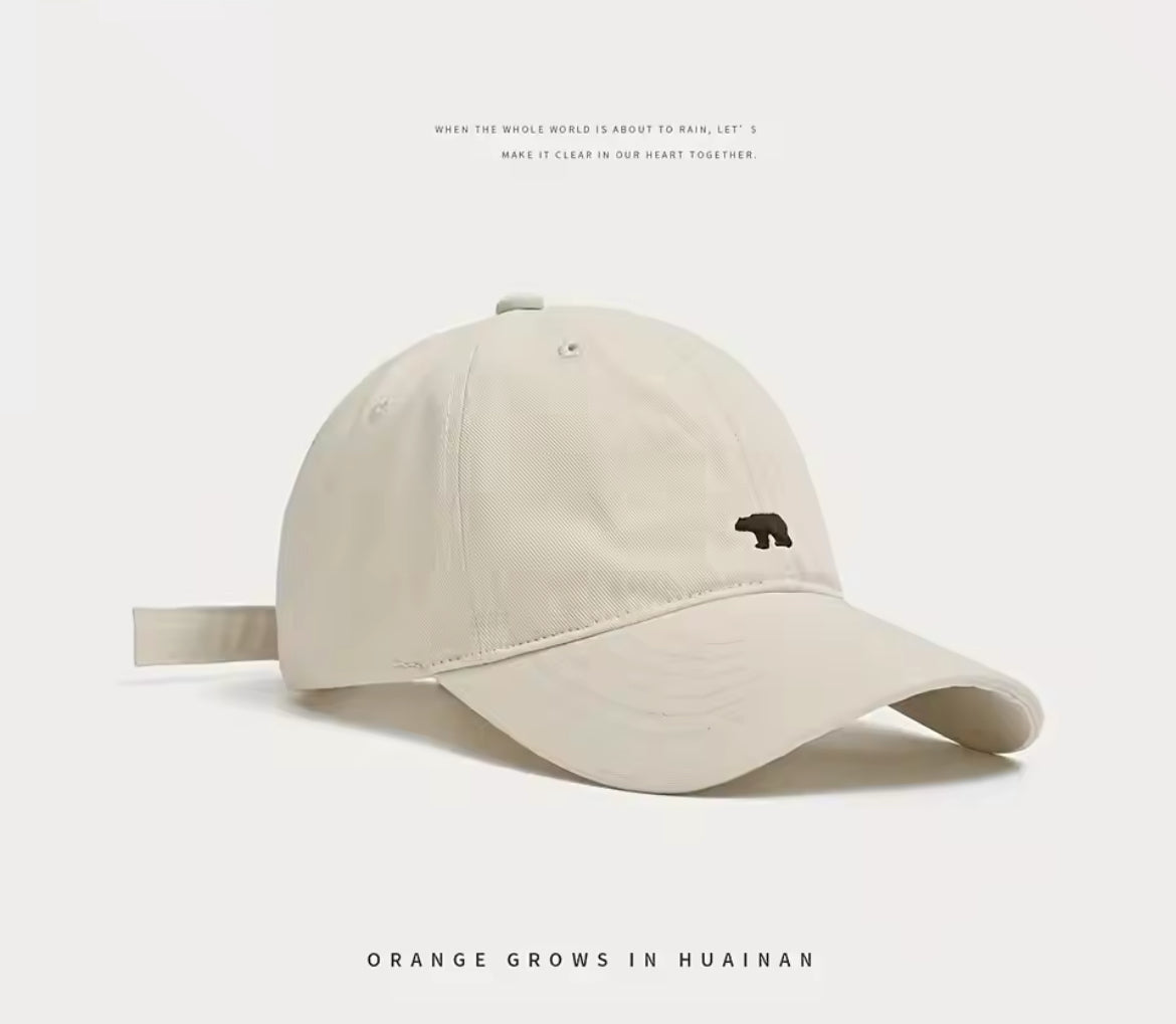 Gorra con diseño de oso